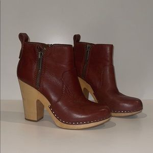 Dolce Vita Clog Booties
